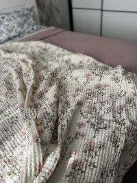 Вафельное покрывало с рисунком «Цветы» 150x200 см, айвори – купить в интернет-магазине